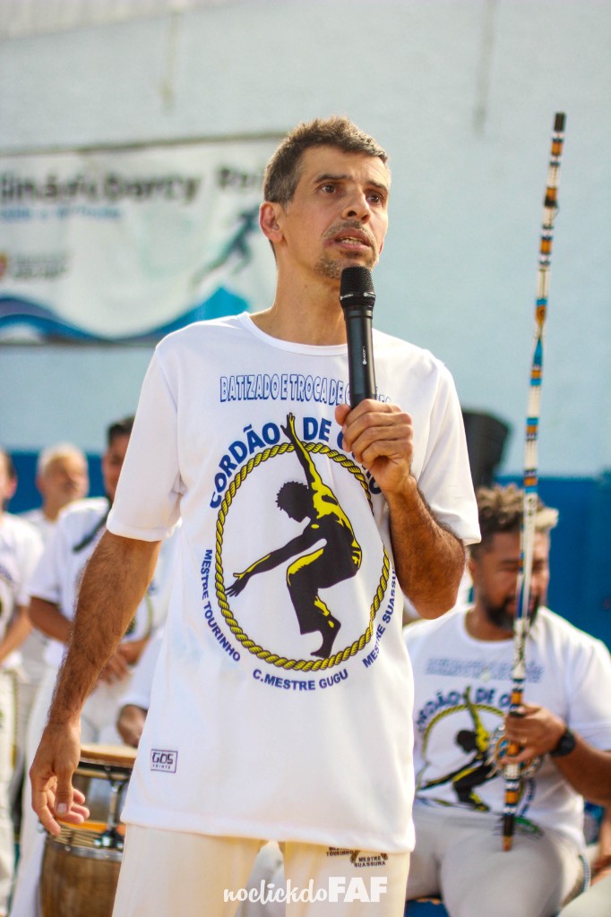 Contramestre Gugu no batizado e troca de cordas do Cordão de Ouro